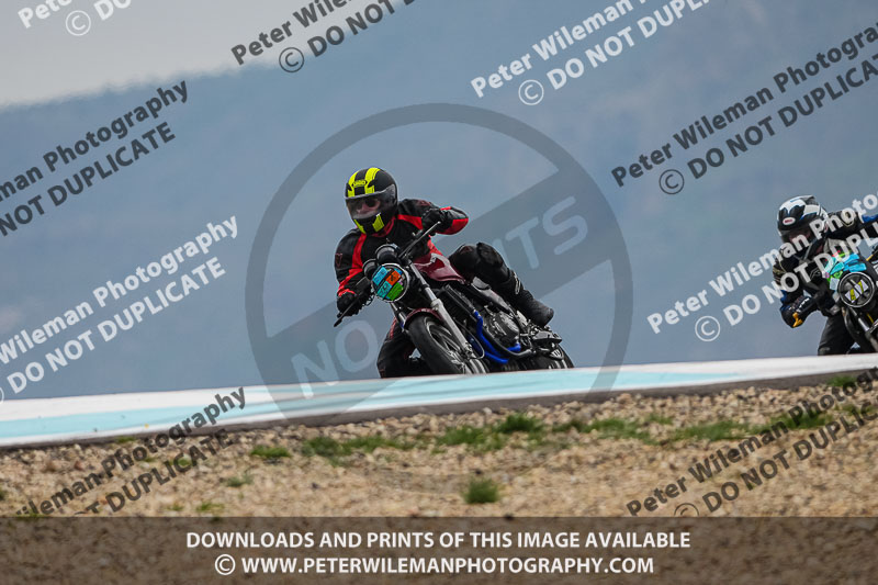 cadwell no limits trackday;cadwell park;cadwell park photographs;cadwell trackday photographs;enduro digital images;event digital images;eventdigitalimages;no limits trackdays;peter wileman photography;racing digital images;trackday digital images;trackday photos